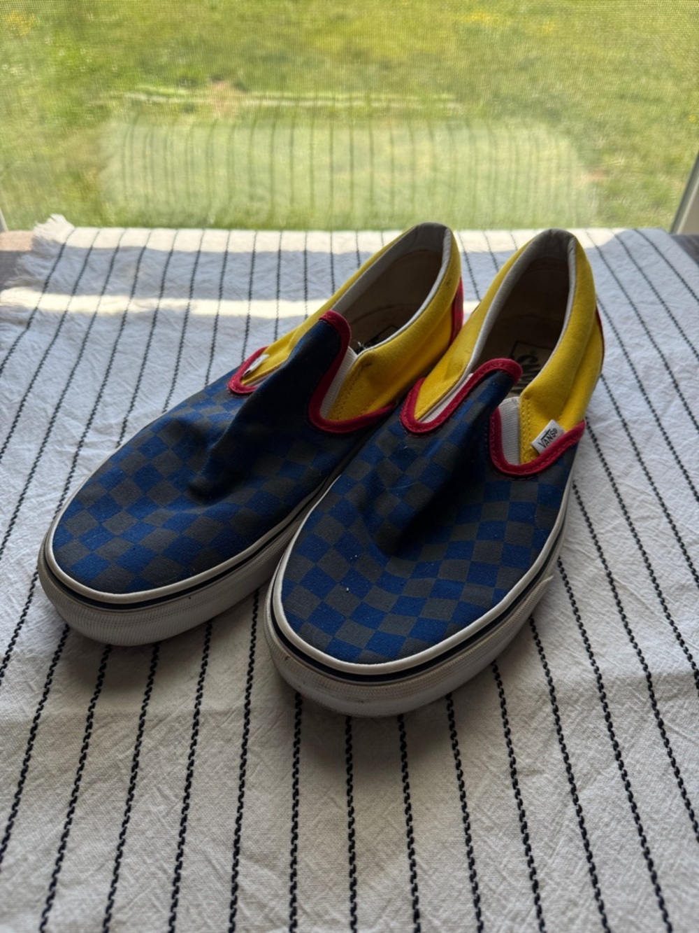 Vans Slip-On Checkerboard in Blue, Yellow and Red Trim